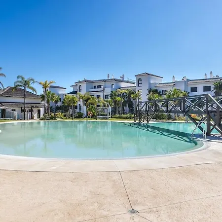 Lejlighed Luxury 3br - Sea Views, Terrace, Garage *