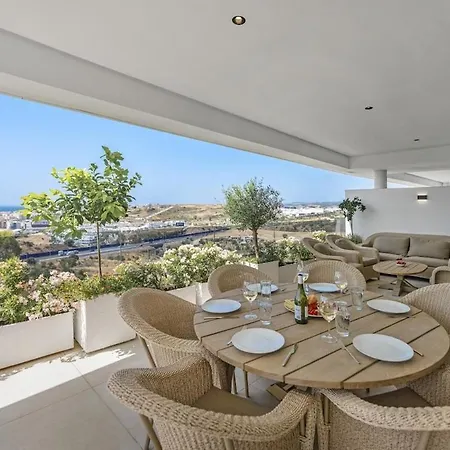 Luxury 3br - Sea Views, Terrace, Garage Lejlighed Estepona